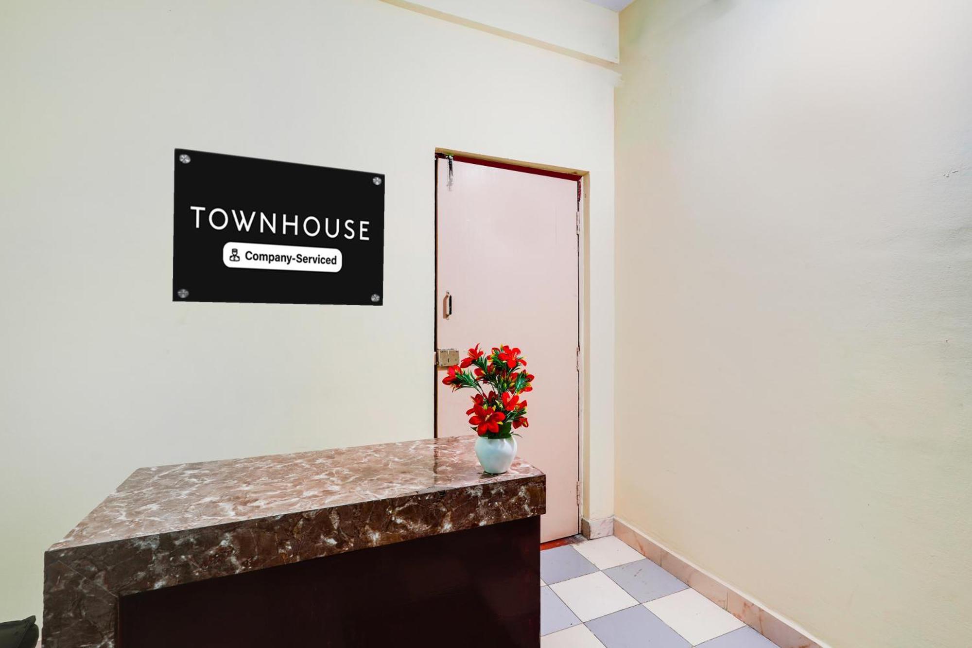 Super Townhouse Marathahalli Near Klm Fashion Mall Bangalore Eksteriør billede